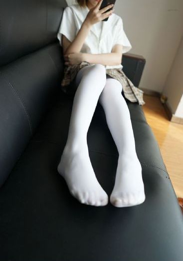 迷人的保姆在线观看视频